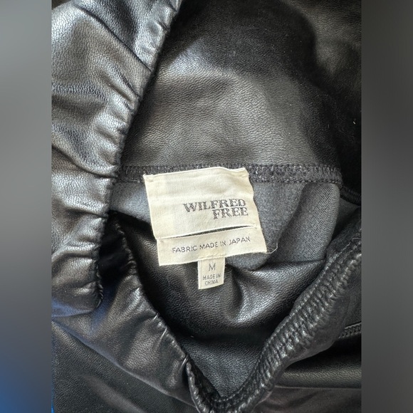 Wilfred leather leggings - medium - NWOT - Picture 10 of 10